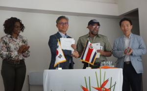 KFS Minister signed a MOU with Costa Ric...