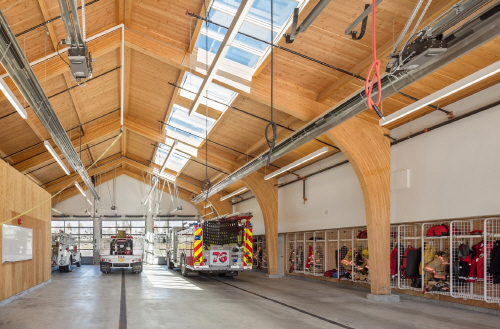 Cases for urban wooden building complex (a fire station in the USA)(https://www.archdaily.com)